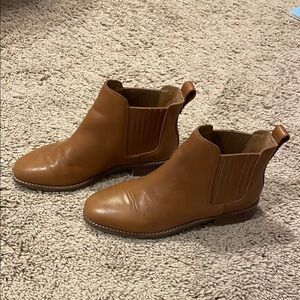 Tan Leather Chelsea Boots